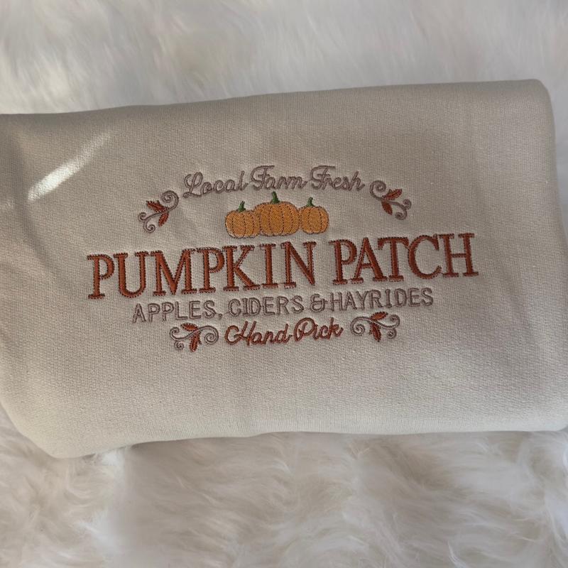 Pumpkin Patch Babe Crewneck 🎃💕