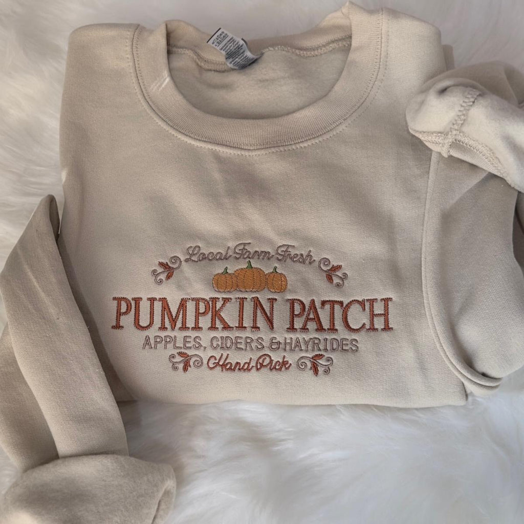 Pumpkin Patch Babe Crewneck 🎃💕