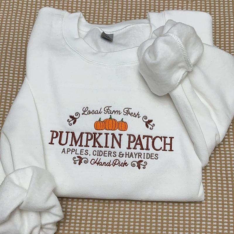 Pumpkin Patch Babe Crewneck 🎃💕